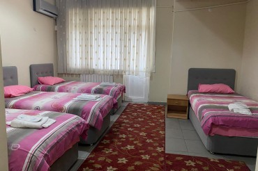 4 Kişilik Tek Yataklı Oda