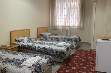 3 Kişilik Tek Yataklı Oda
